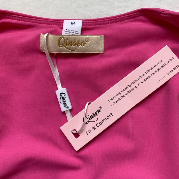 QINSEN Women's Sexy Square Neck Bodysuit - Picture 6 of 11